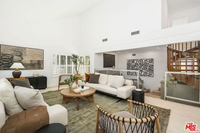 1423 Avenida De Cortez, Pacific Palisades, CA 90272