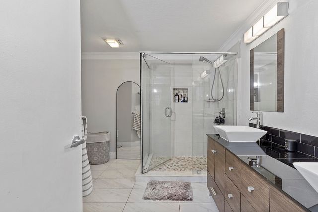 3 Meriden Way, Boynton Beach, FL 33426