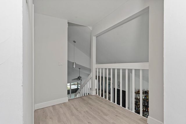 3 Meriden Way, Boynton Beach, FL 33426