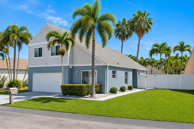 3 Meriden Way, Boynton Beach, FL 33426