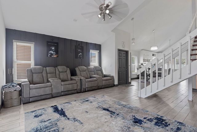 3 Meriden Way, Boynton Beach, FL 33426