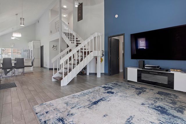 3 Meriden Way, Boynton Beach, FL 33426