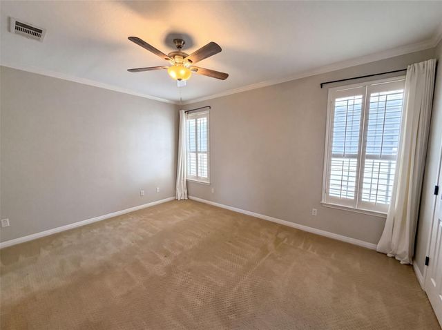 8518 Cahill DR 19, Austin, TX 78729
