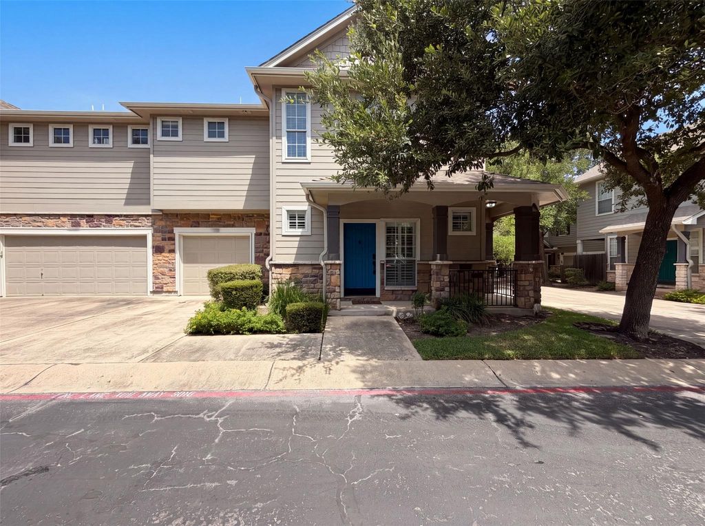 8518 Cahill DR 19, Austin, TX 78729