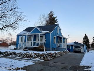 23846 Hill Avenue, Warren, MI 48091