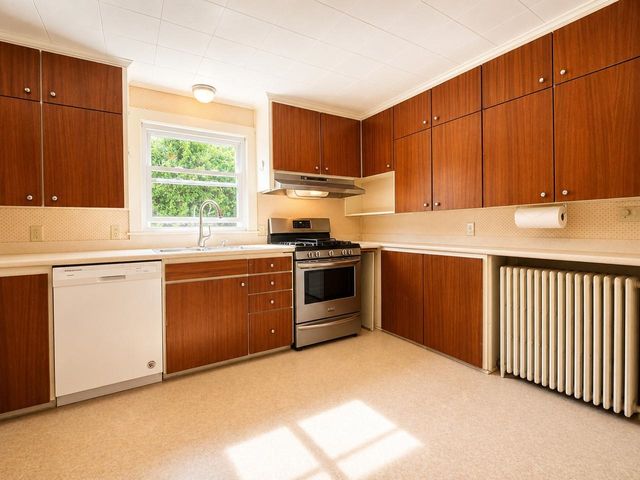 374 Flynn Avenue, Burlington, VT 05401