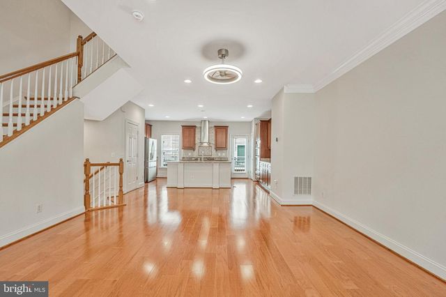 9524 CANONBURY SQ, Fairfax, VA 22031