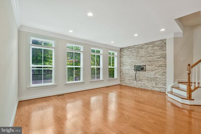 9524 CANONBURY SQ, Fairfax, VA 22031