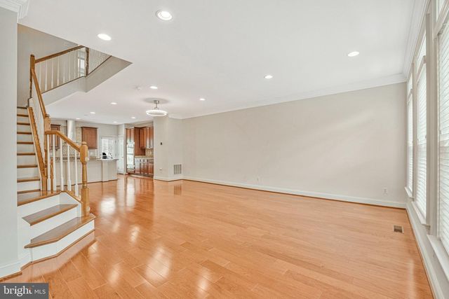 9524 CANONBURY SQ, Fairfax, VA 22031
