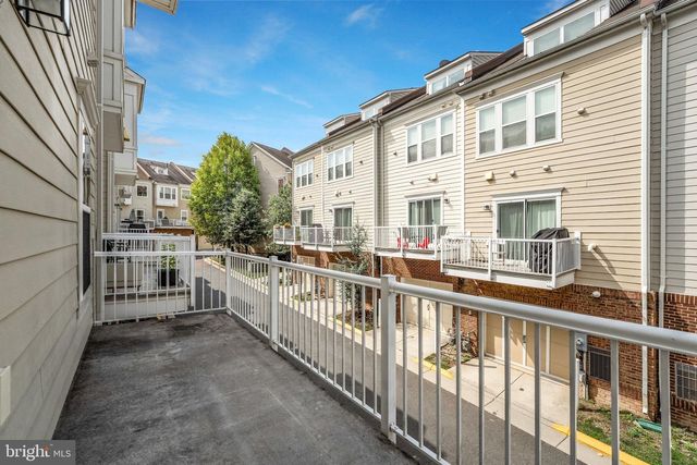 9524 CANONBURY SQ, Fairfax, VA 22031