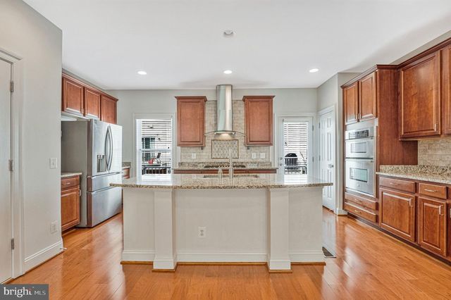 9524 CANONBURY SQ, Fairfax, VA 22031