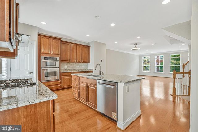 9524 CANONBURY SQ, Fairfax, VA 22031