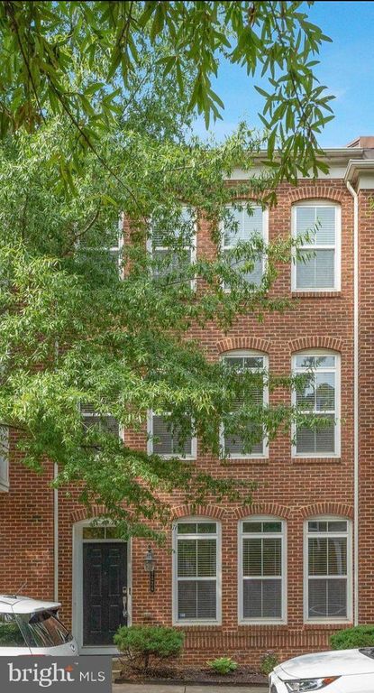 9524 CANONBURY SQ, Fairfax, VA 22031
