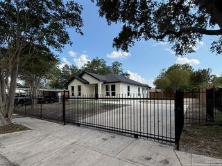 7618 Stagecoach, San Antonio, TX 78227