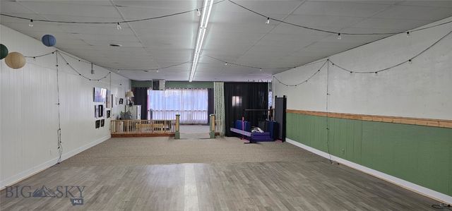 337 E Main, Ennis, MT 59729