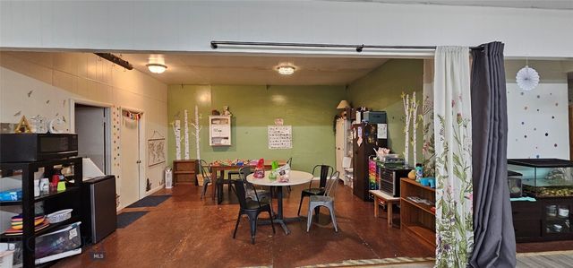 337 E Main, Ennis, MT 59729