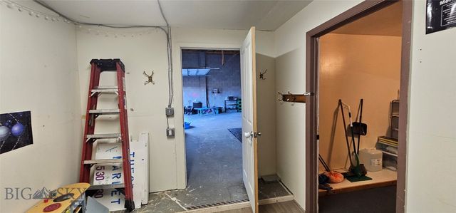 337 E Main, Ennis, MT 59729