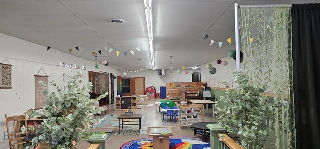 337 E Main, Ennis, MT 59729