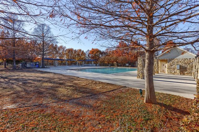 2201 Willow Creek Drive, Little Elm, TX 75068
