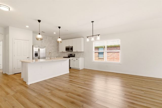 2201 Willow Creek Drive, Little Elm, TX 75068