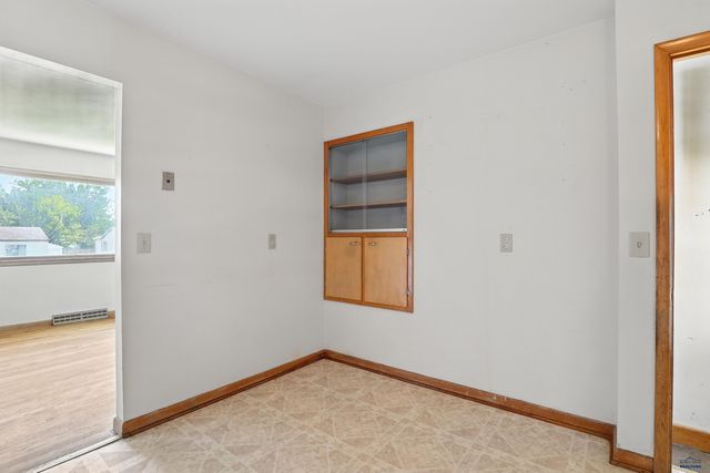 301 ST FRANCIS, Rapid City, SD 57701