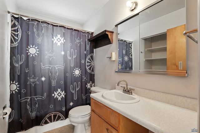 301 ST FRANCIS, Rapid City, SD 57701