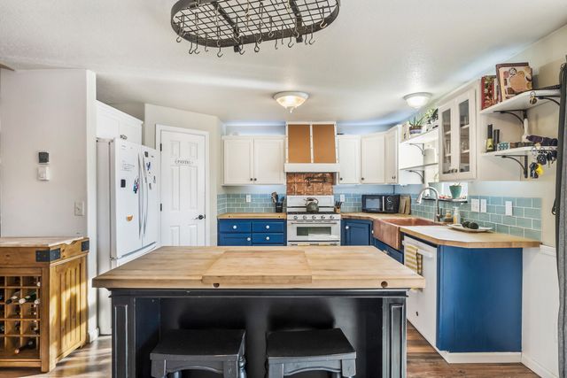 692 NE Fieldstone Lane, Prineville, OR 97754