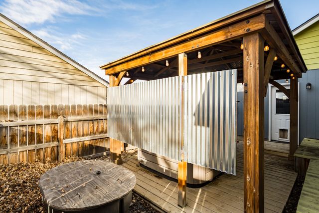 692 NE Fieldstone Lane, Prineville, OR 97754