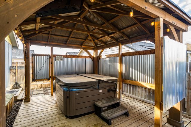 692 NE Fieldstone Lane, Prineville, OR 97754