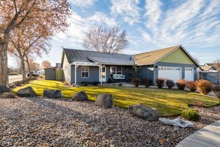 692 NE Fieldstone Lane, Prineville, OR 97754