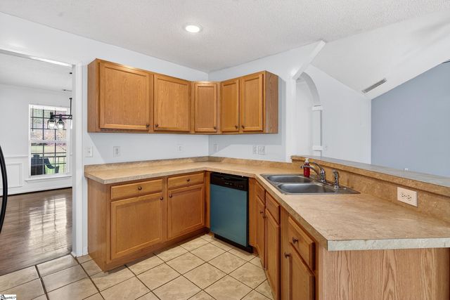 15 Chickadee Drive, Pelzer, SC 29669