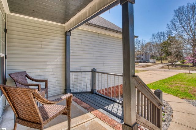 15 Chickadee Drive, Pelzer, SC 29669