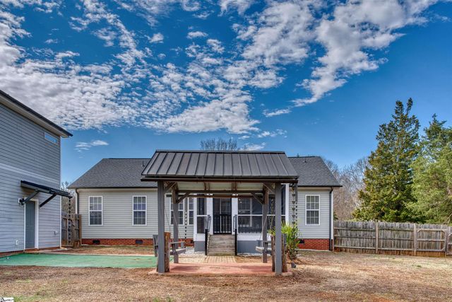 15 Chickadee Drive, Pelzer, SC 29669