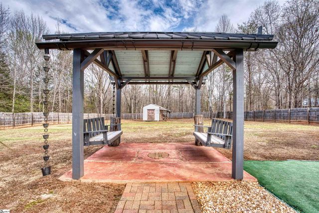 15 Chickadee Drive, Pelzer, SC 29669