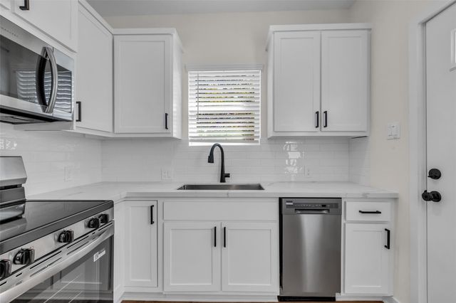 3440 Bremond Street, Houston, TX 77004