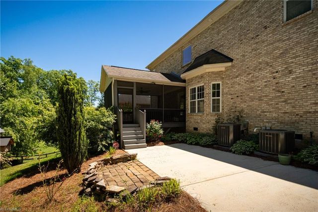 112 Scenic Ridge Place, King, NC 27021