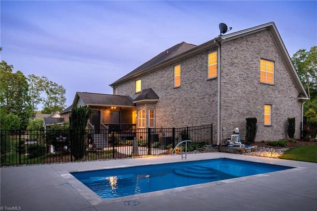 112 Scenic Ridge Place, King, NC 27021
