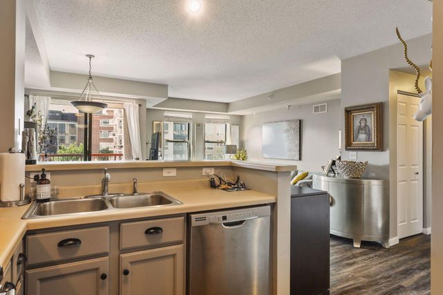 660 N 2nd Street 410, Minneapolis, MN 55401