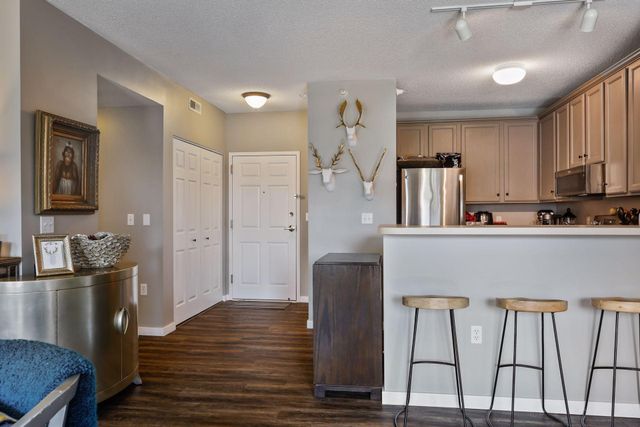 660 N 2nd Street 410, Minneapolis, MN 55401