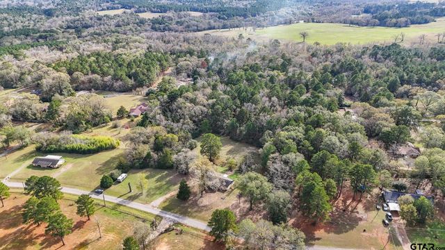 220 An County Road 3732, Palestine, TX 75801