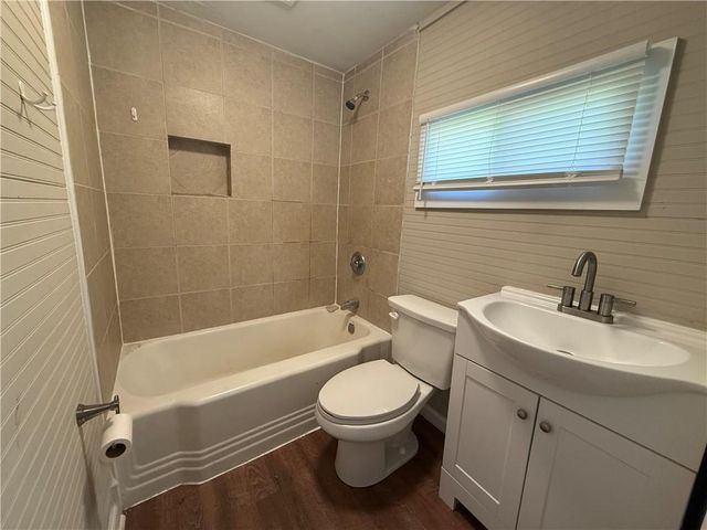 28 Quarry Street, Gainesville, GA 30501