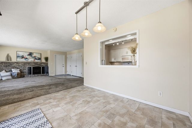 1728 Applewood Place NE, Cedar Rapids, IA 52402
