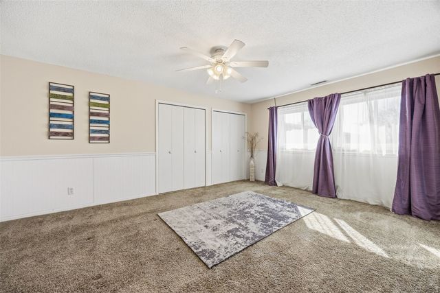 1728 Applewood Place NE, Cedar Rapids, IA 52402