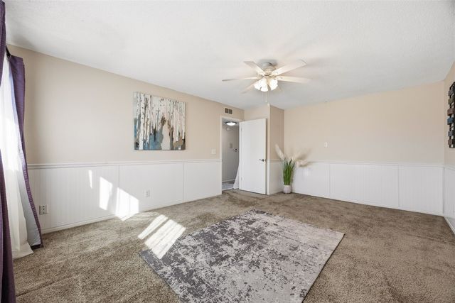 1728 Applewood Place NE, Cedar Rapids, IA 52402