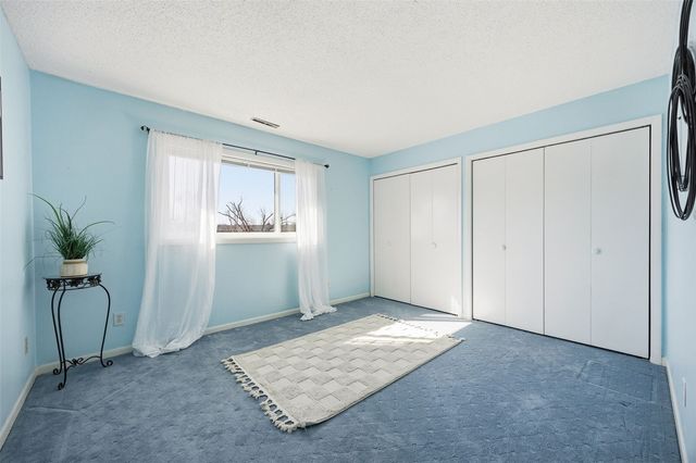 1728 Applewood Place NE, Cedar Rapids, IA 52402