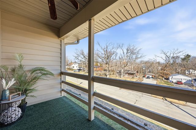 1728 Applewood Place NE, Cedar Rapids, IA 52402