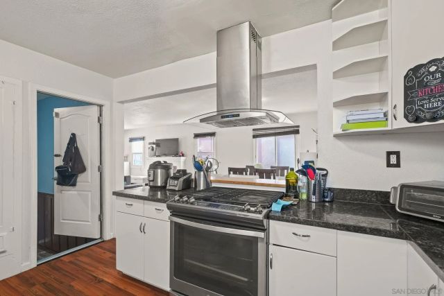 1309 105th Ave, Oakland, CA 94603