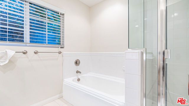 863 Manning Avenue, Los Angeles, CA 90024