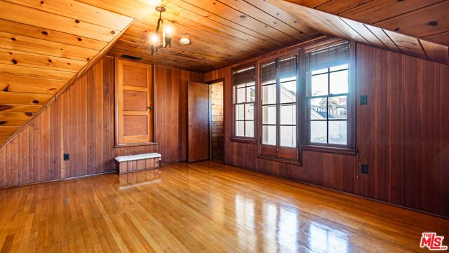 863 Manning Avenue, Los Angeles, CA 90024