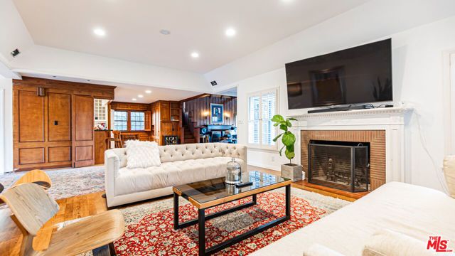 863 Manning Avenue, Los Angeles, CA 90024